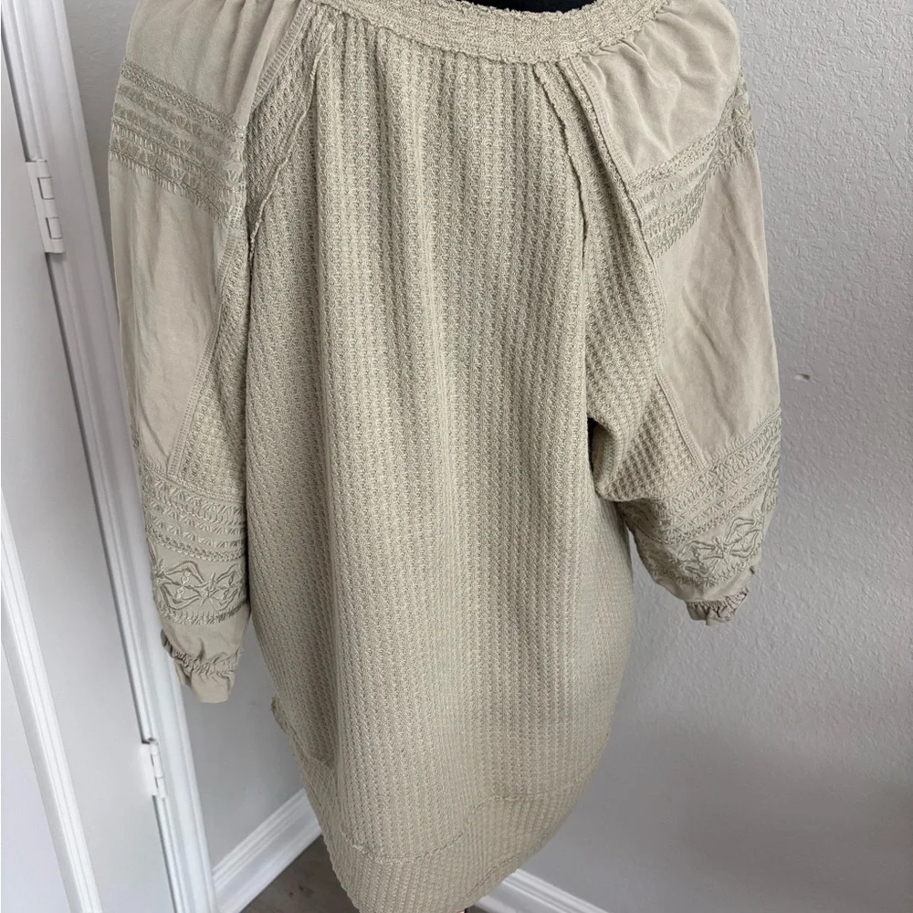 Soft Surroundings Mara Waffle Knit Embroidered Tunic Top‎ in sage green - Picture 6 of 6